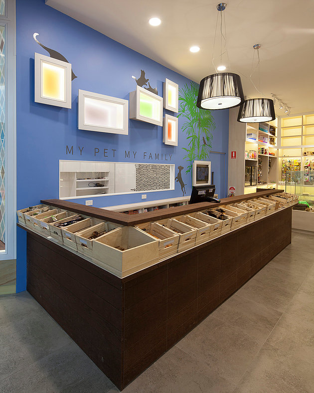 寵物用品一體店裝修設(shè)計(jì)-第3張圖片-上海古都建筑設(shè)計(jì)集團(tuán) 寵物用品一體店裝修設(shè)計(jì)-第3張圖片-上海古都建筑設(shè)計(jì)集團(tuán)