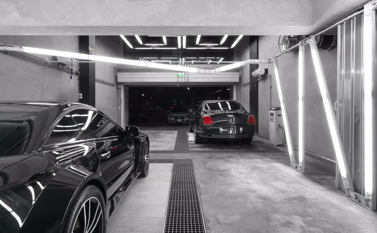 工業(yè)風(fēng)混搭風(fēng)4S店裝修設(shè)計-第1張圖片-上海古都建筑設(shè)計集團(tuán)