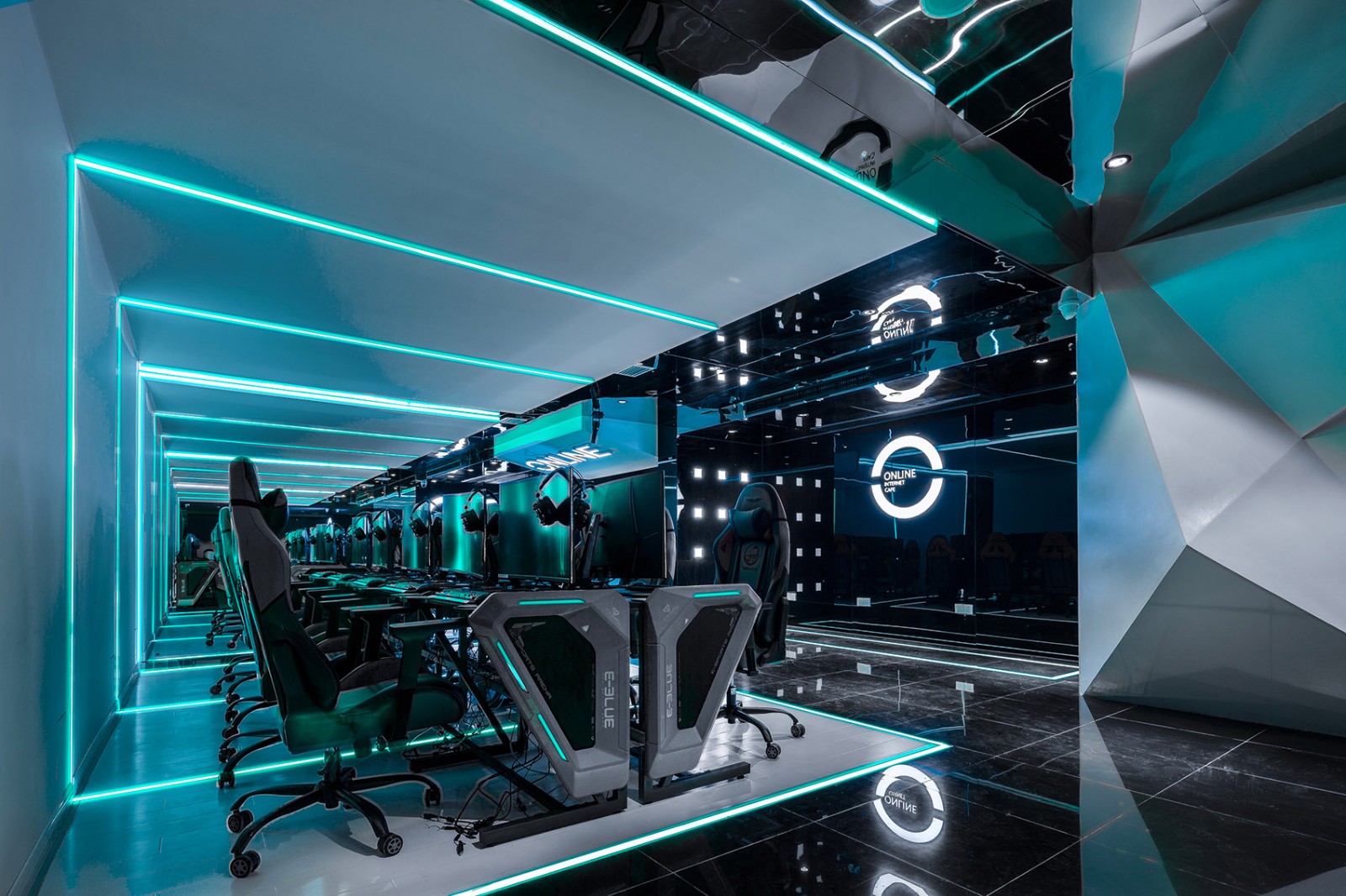 科技電競風(fēng)格網(wǎng)吧裝修設(shè)計-第2張圖片-上海古都建筑設(shè)計集團(tuán)