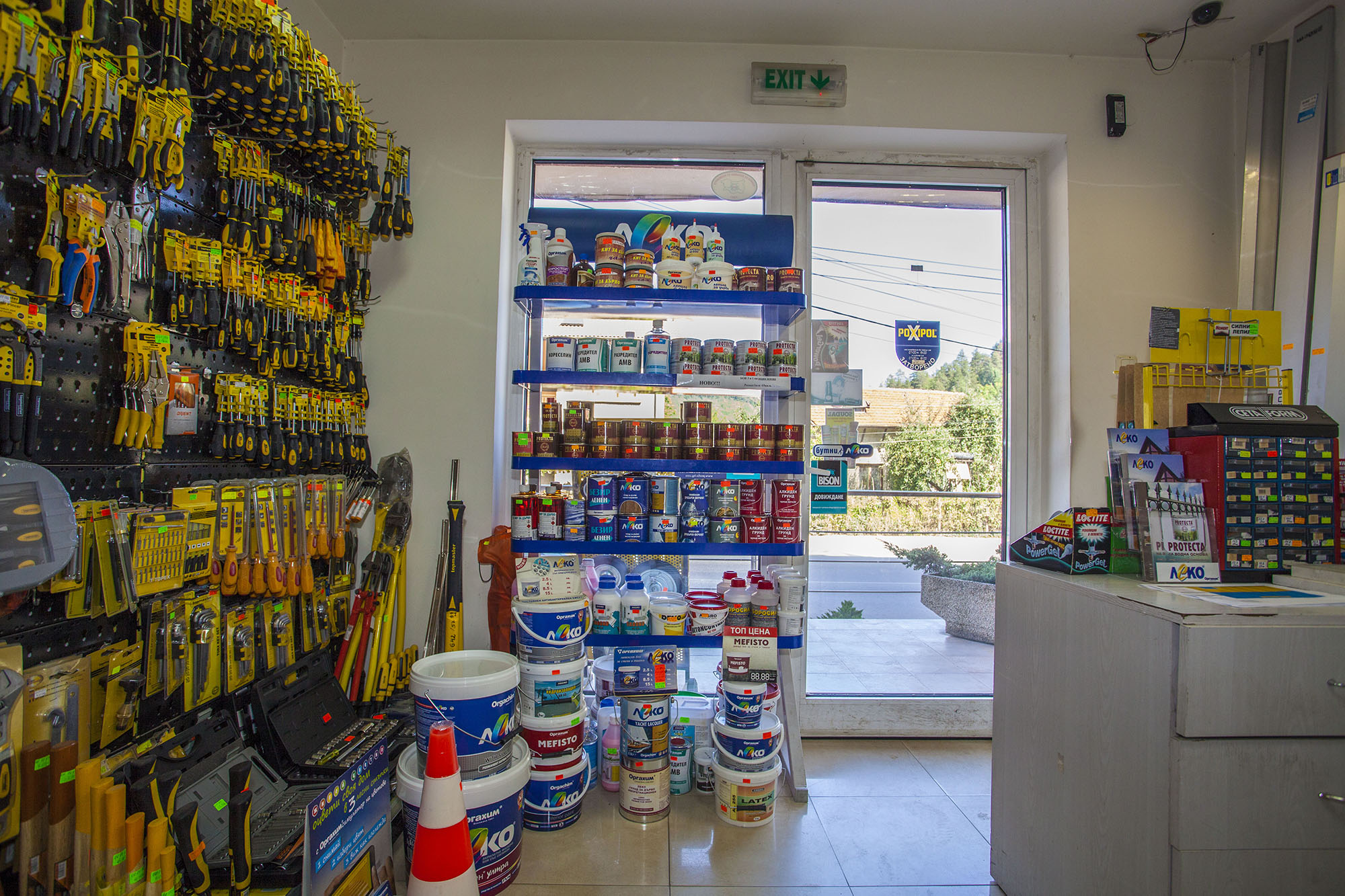 小型簡約建材店裝修設(shè)計-第3張圖片-上海古都建筑設(shè)計集團(tuán)