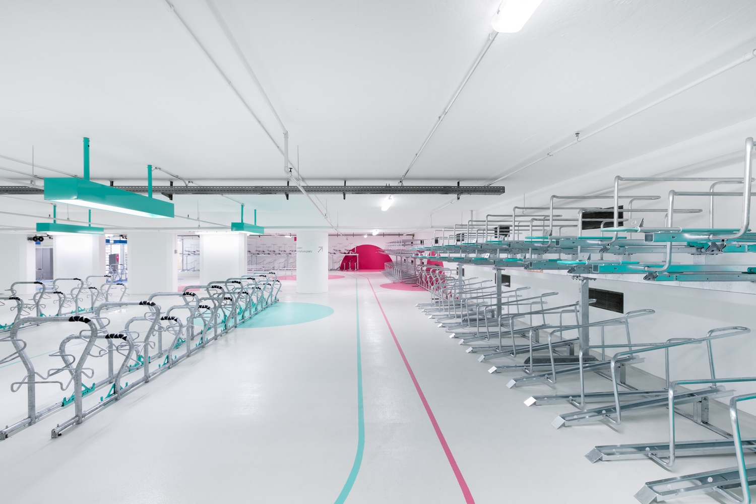 現(xiàn)代簡(jiǎn)約自行車停車場(chǎng)裝修設(shè)計(jì)-第4張圖片-上海古都建筑設(shè)計(jì)集團(tuán)