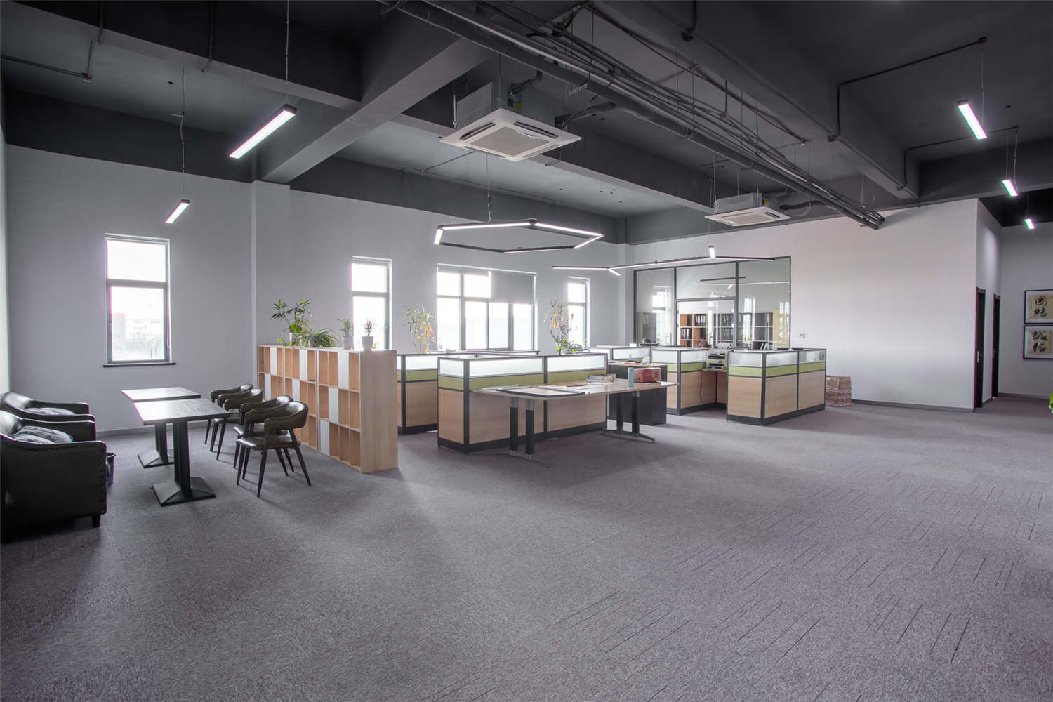 工裝建筑公司辦公室裝修設計-第2張圖片-上海古都建筑設計集團